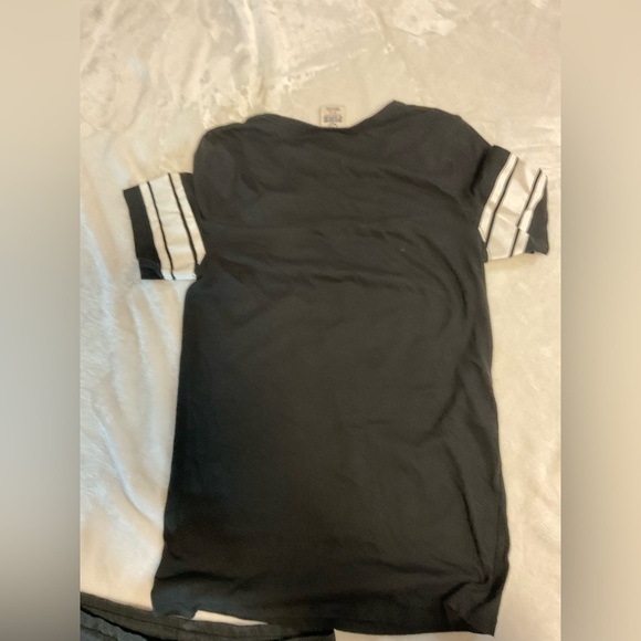 Vintage PINK Victoria Secret Black and Gold 'Eighty Six' Top and Pants S… - Picture 13 of 13